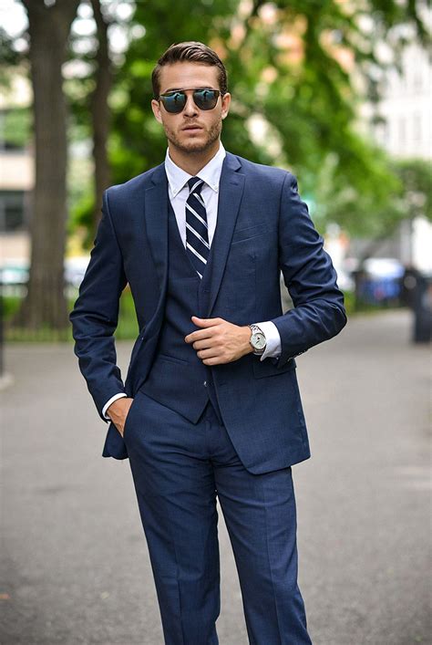 navy suit and tie combo.